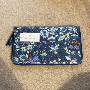 Vera Bradley Travel Organizer